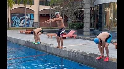 游泳成人教练视频网站免费学习